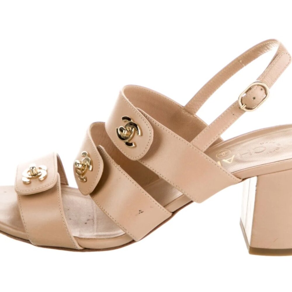 Chanel Interlocking CC Logo Leather Slingback Sandals Women's Size 38.5